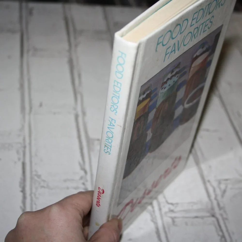 Food Editor's Favorite Desserts vintage book 1988 (Bf)
